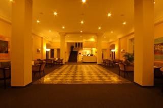 Esplanade Swiss Quality Hotel Davos Exterior foto