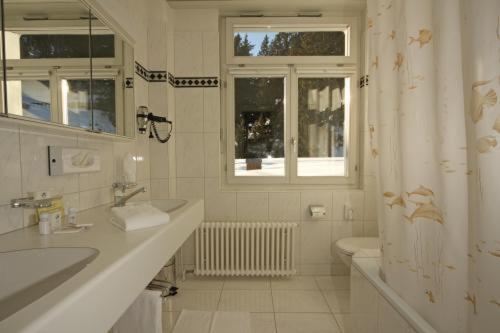 Esplanade Swiss Quality Hotel Davos Habitación foto